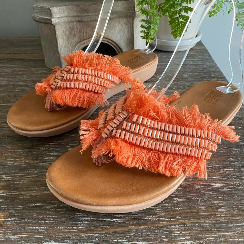 FITFLOP Ava Boho Crystals Stone Fringe Thong Sandals Slip On Shoe 7‎ Coral Lava